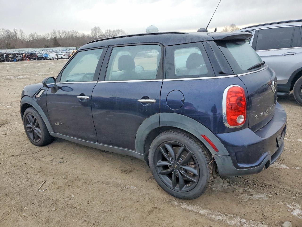 2014 Mini Cooper S Countryman - Image 2