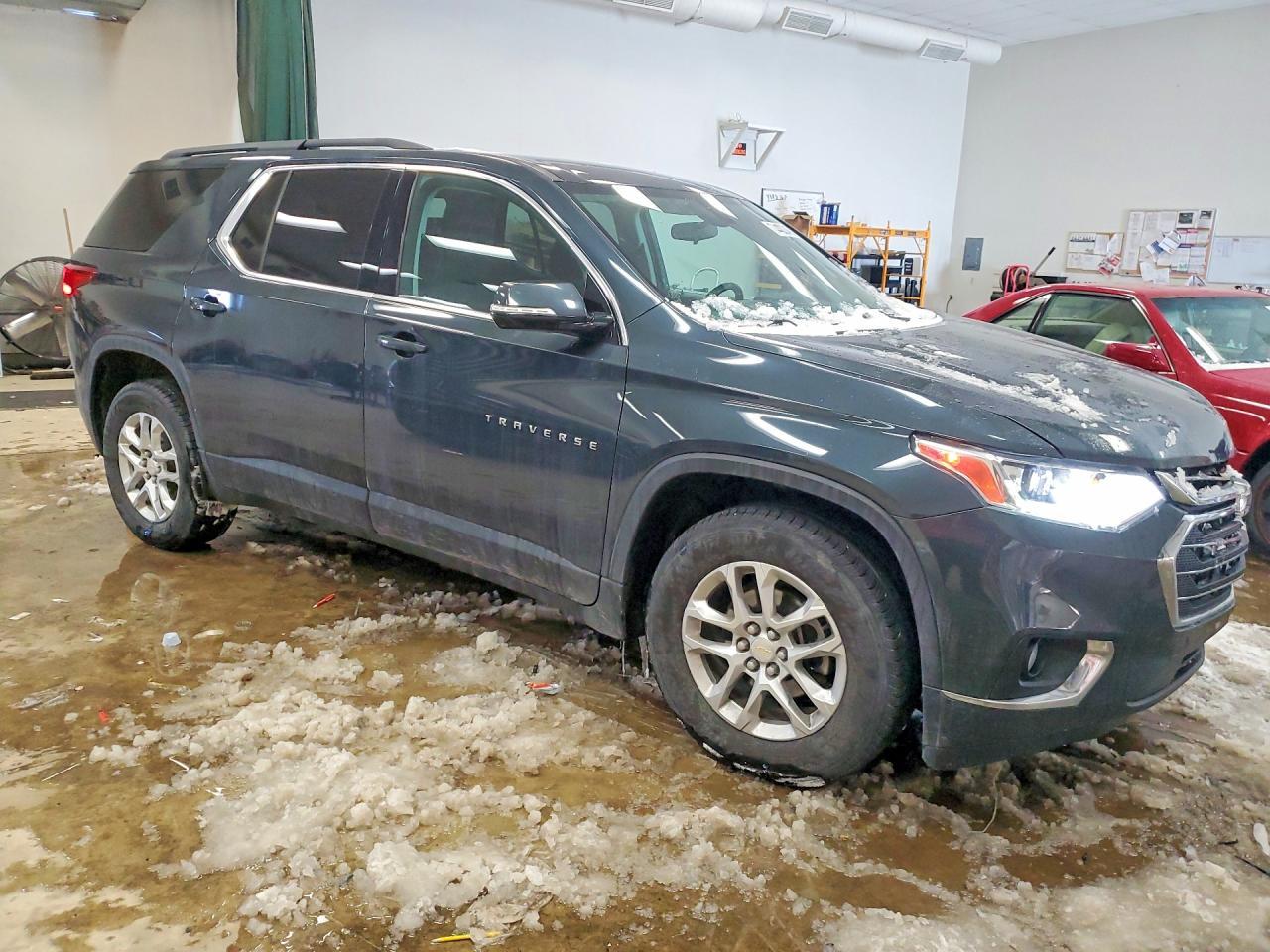 2019 Chevrolet Traverse Lt - Image 4