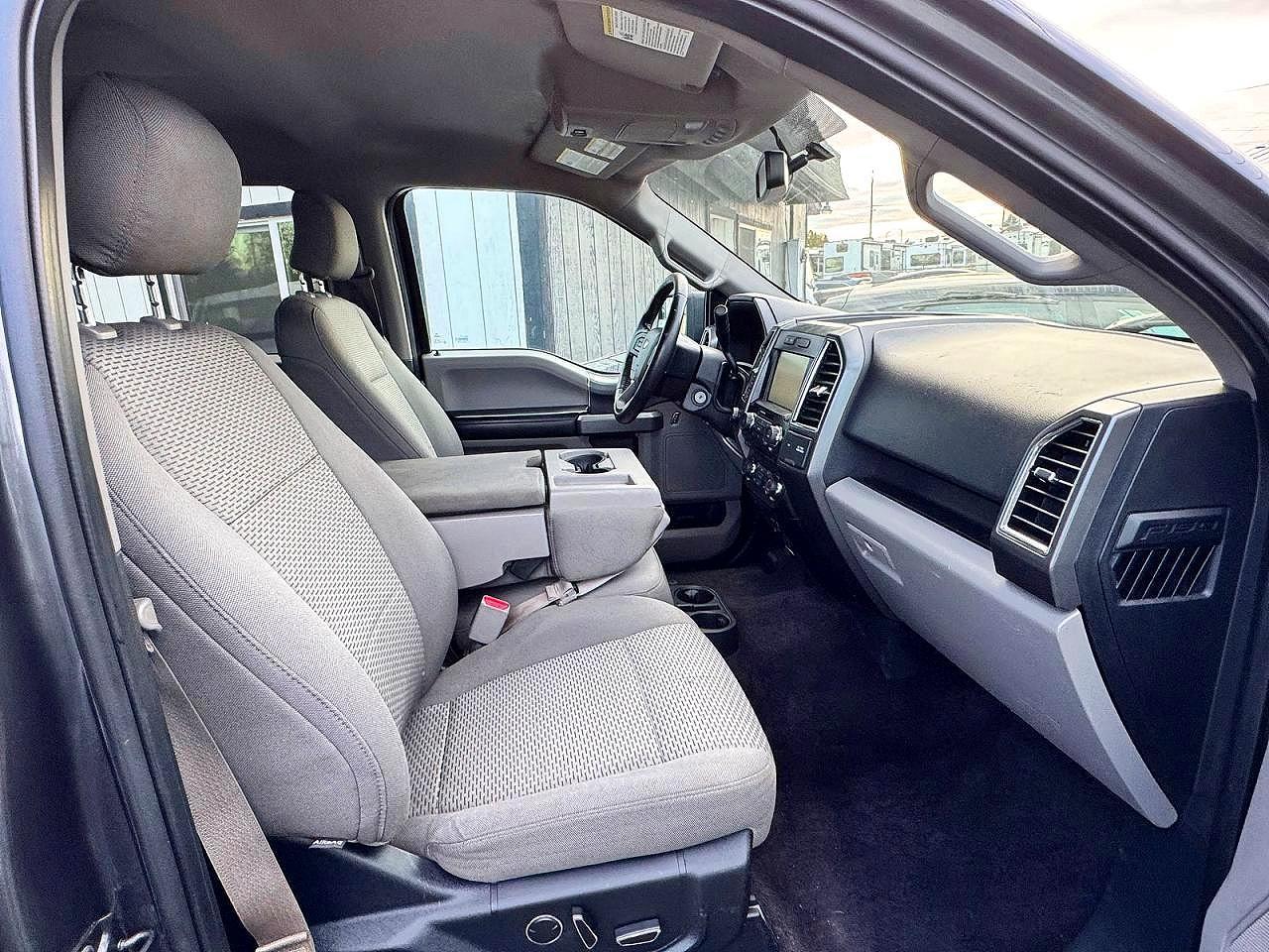 2015 Ford F150 Supercrew - Фото 5