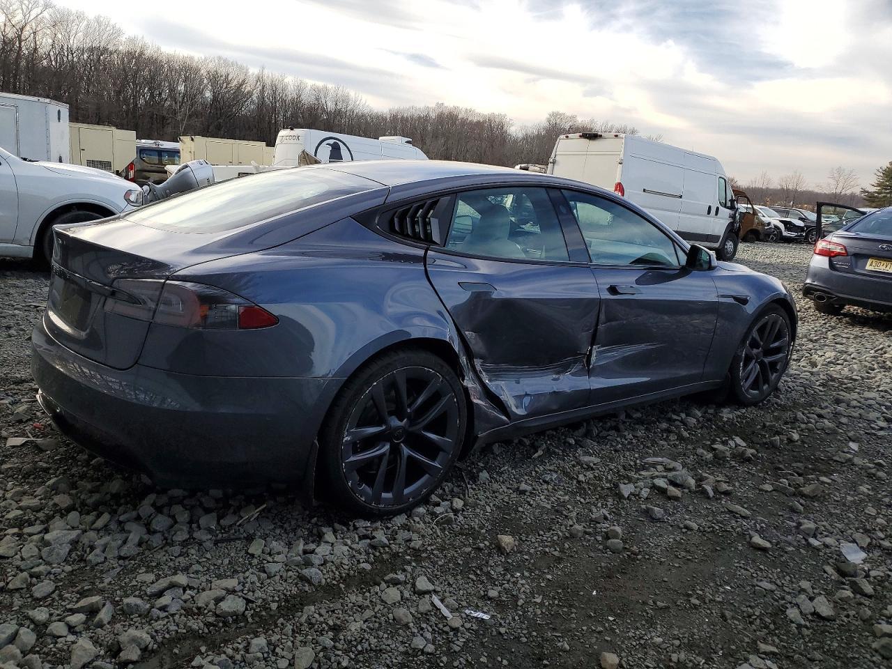 2021 Tesla Model S - Image 3