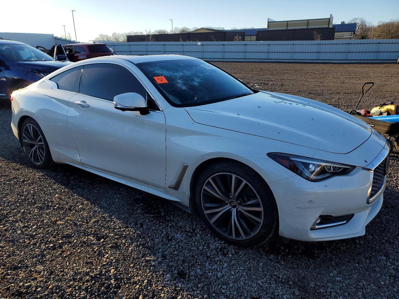2021 Infiniti Q60 3.0T Luxe - Фото 4