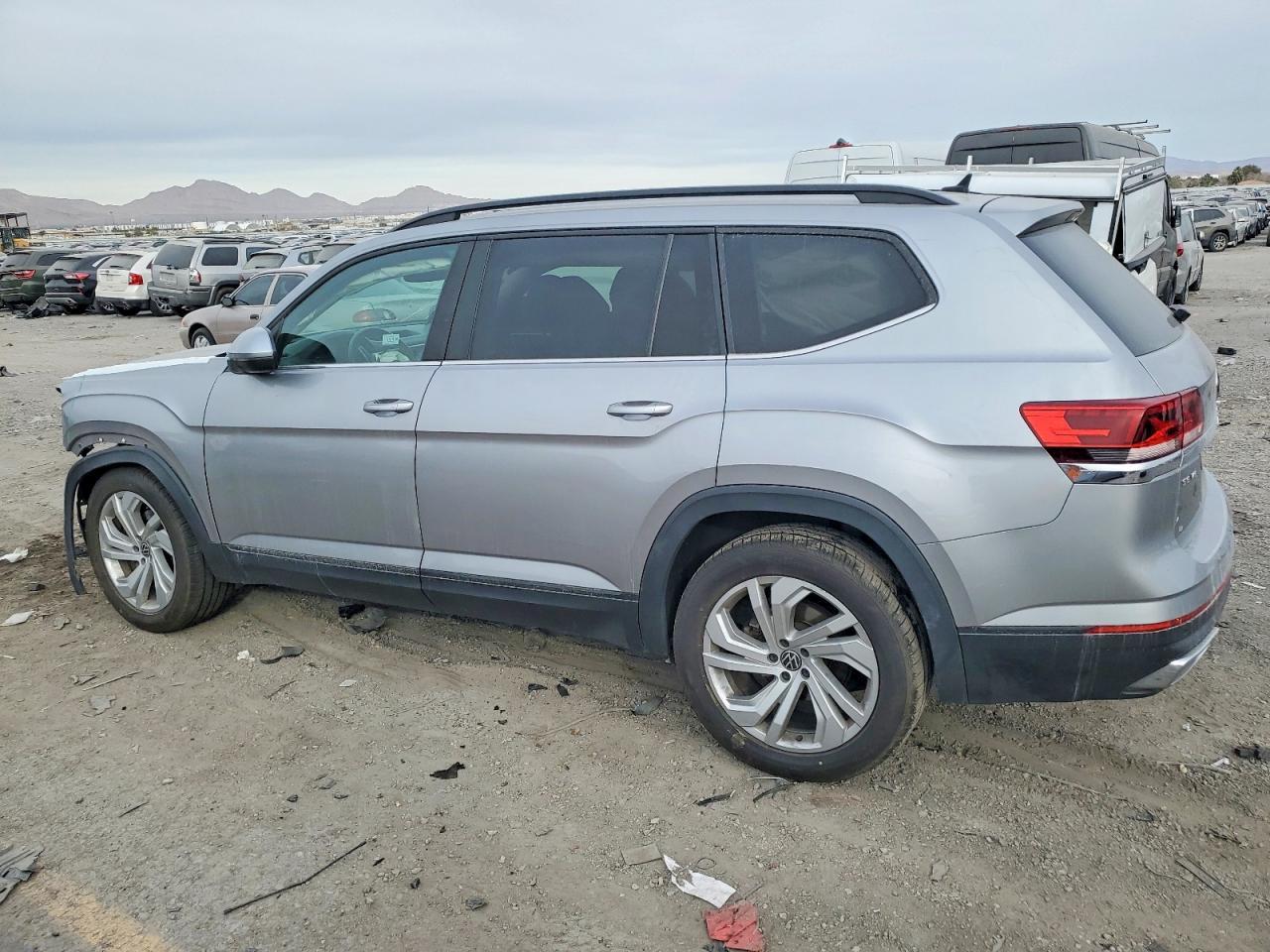 2021 Volkswagen Atlas Se - Image 2