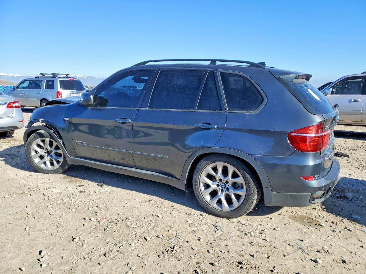 2012 BMW X5 xDrive35I - Фото 2