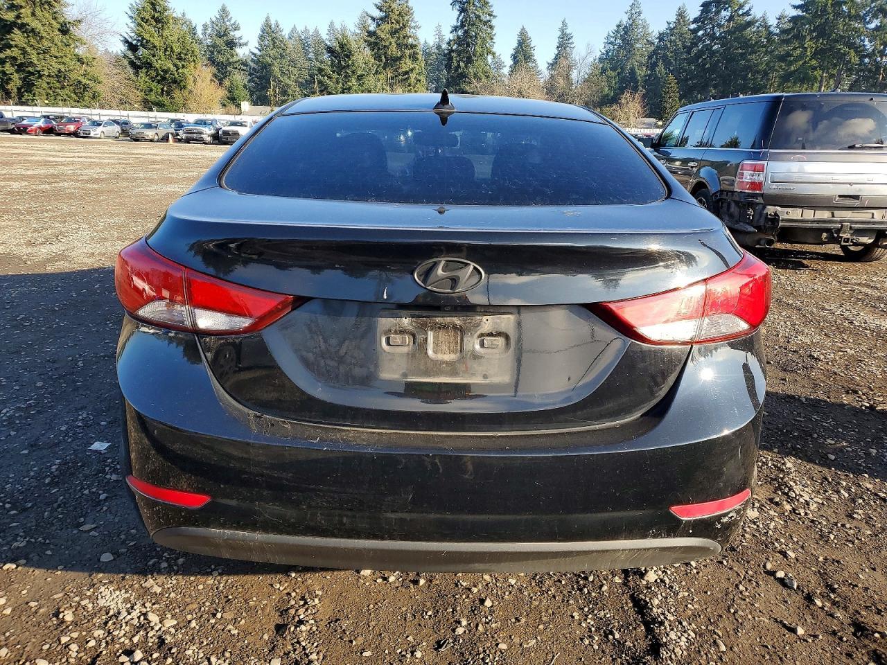 2016 Hyundai Elantra Se - Image 6