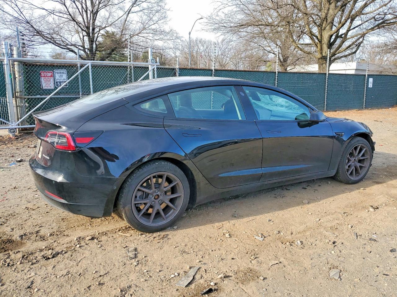 2021 Tesla Model 3 - Фото 3