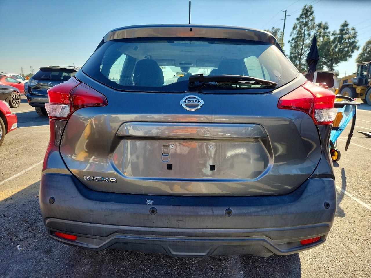 2020 Nissan Kicks S - Фото 6