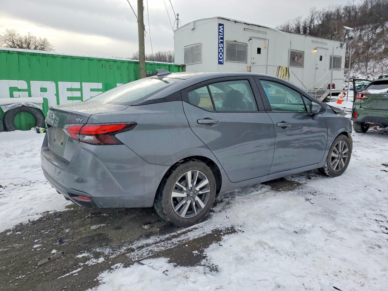 2020 Nissan Versa Sv - Фото 3
