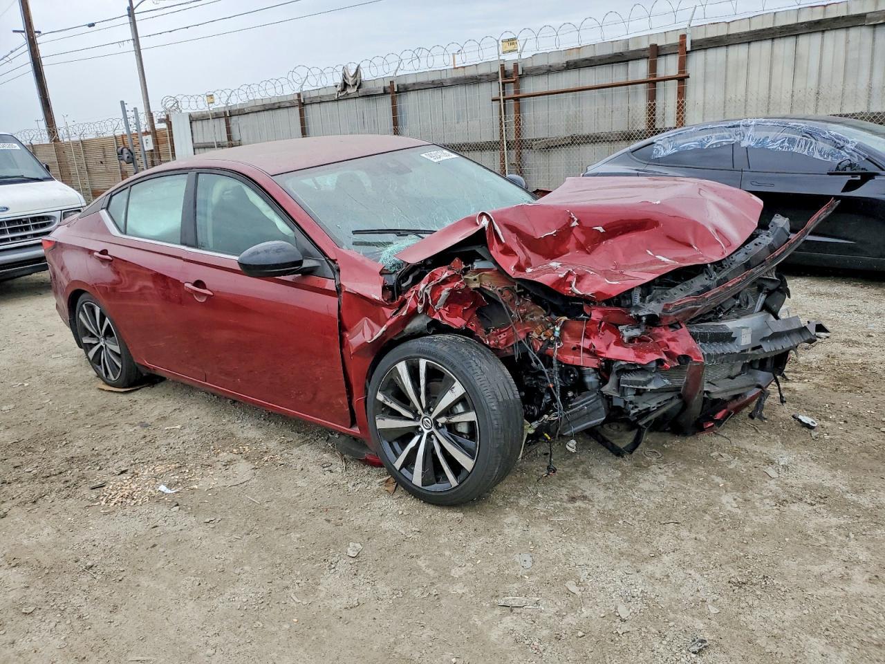 2022 Nissan Altima 2.5 Sr - Фото 4