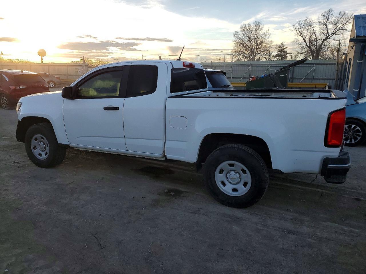 2020 Chevrolet Colorado - Фото 2