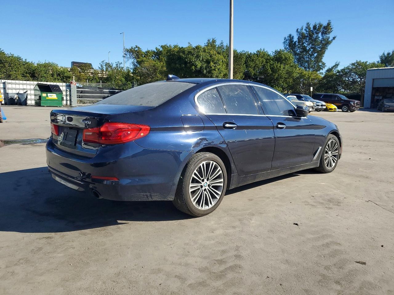 2018 BMW 530 I - Фото 3