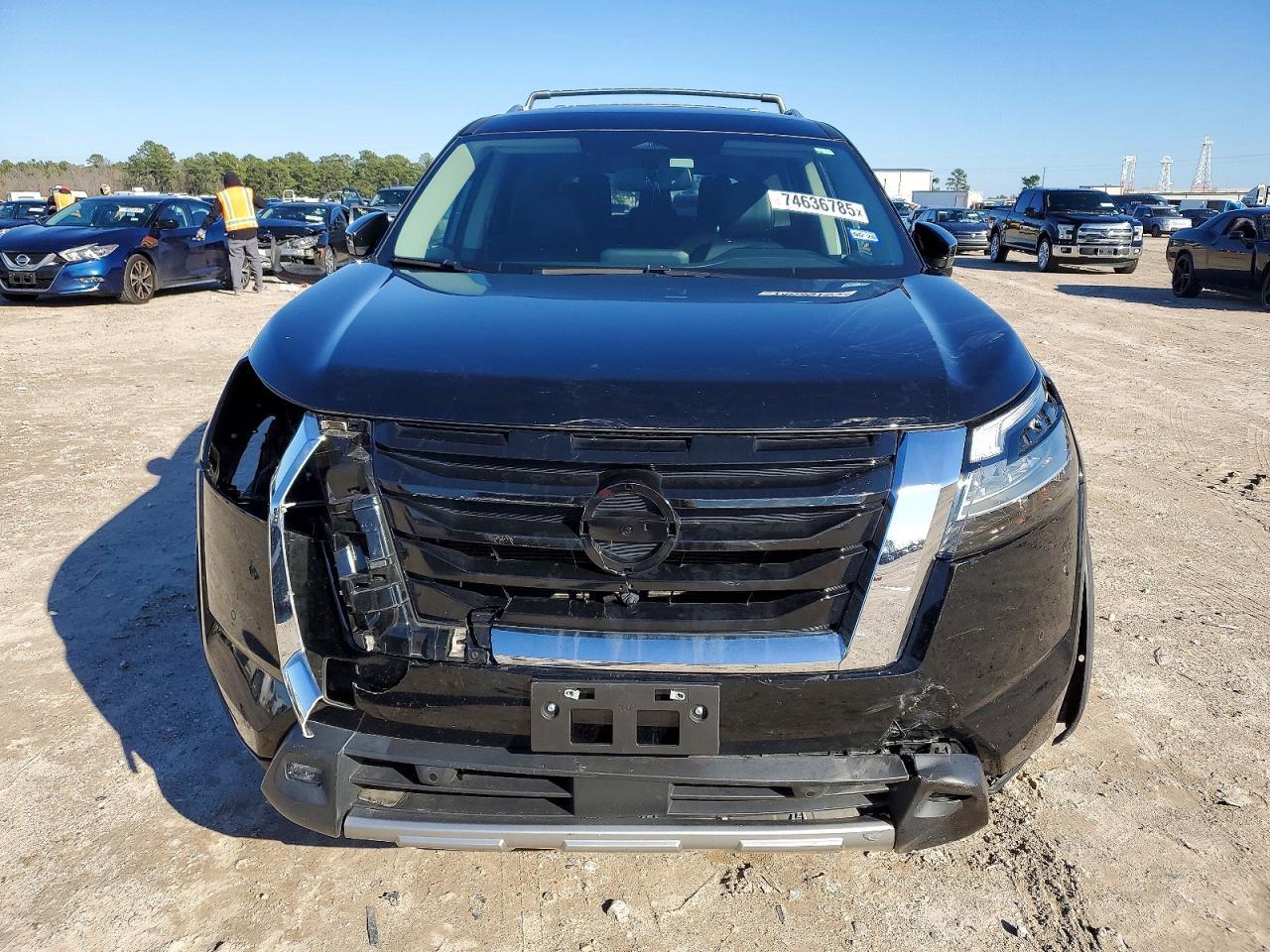 2022 Nissan Pathfinder Sl - Image 5