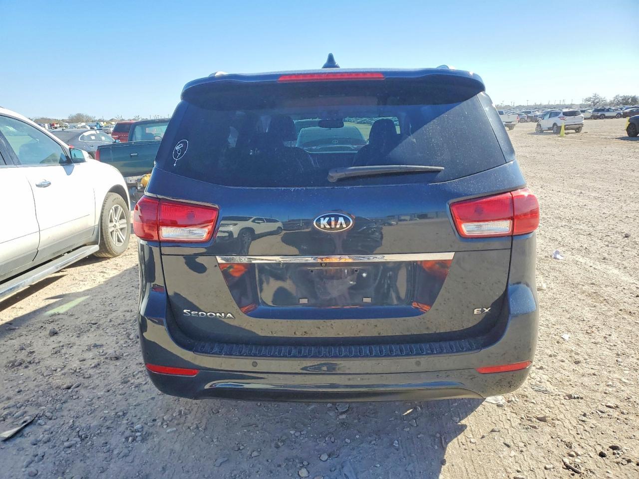 2017 Kia Sedona Ex - Фото 6