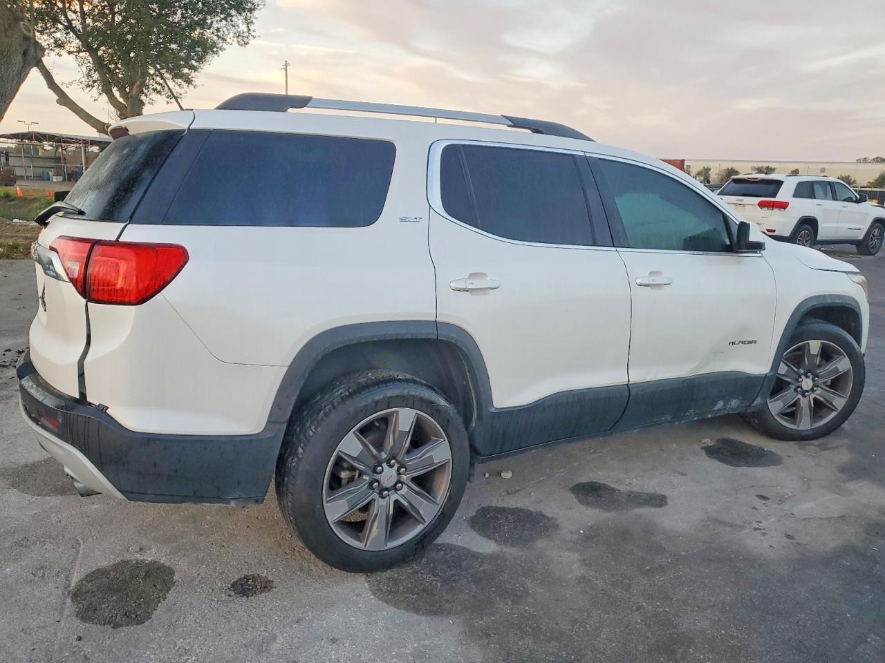 2017 GMC Acadia Slt-2 - Фото 3