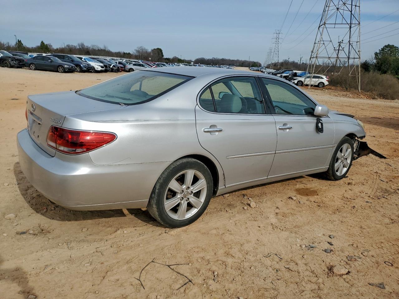 2005 Lexus Es 330 - Image 3
