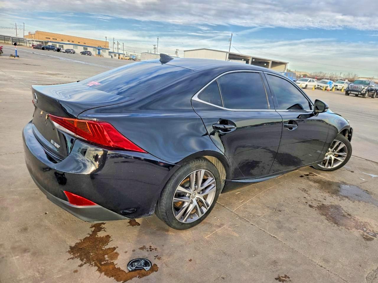 2020 Lexus Is 300 Base - Фото 3