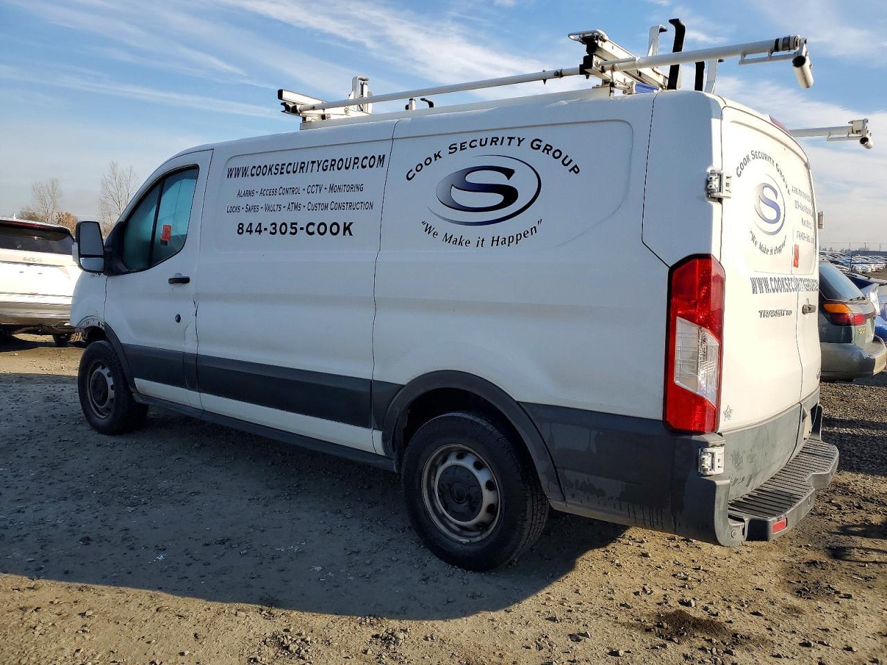 2018 Ford Transit 150 Utility / Service Van - Фото 2