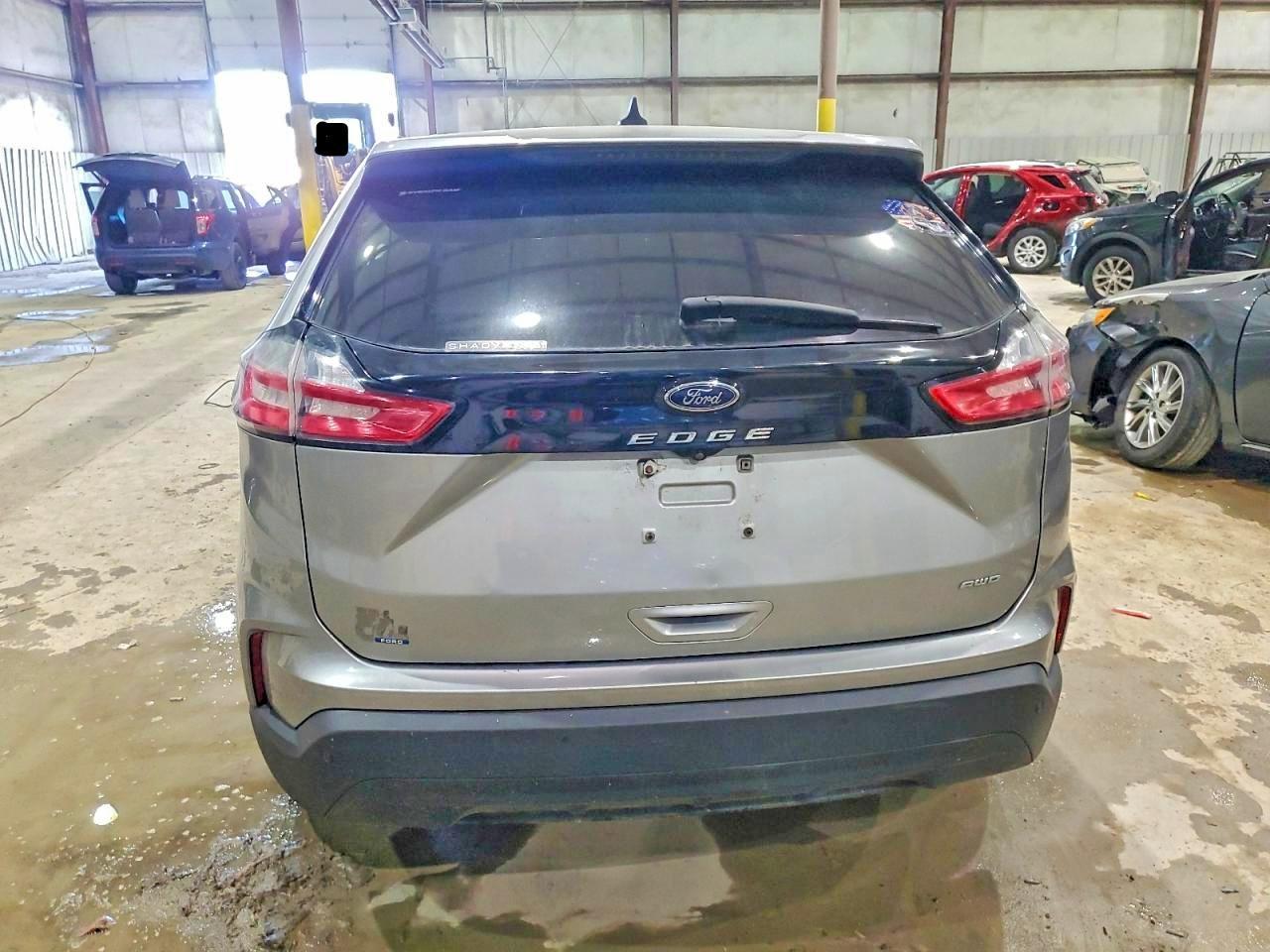 2021 Ford Edge Se - Фото 6