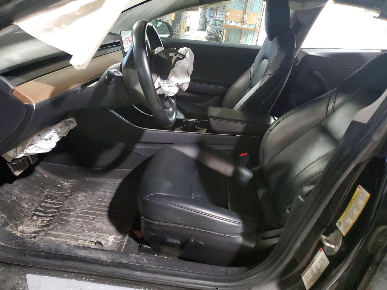 2018 Tesla Model 3 - Фото 7