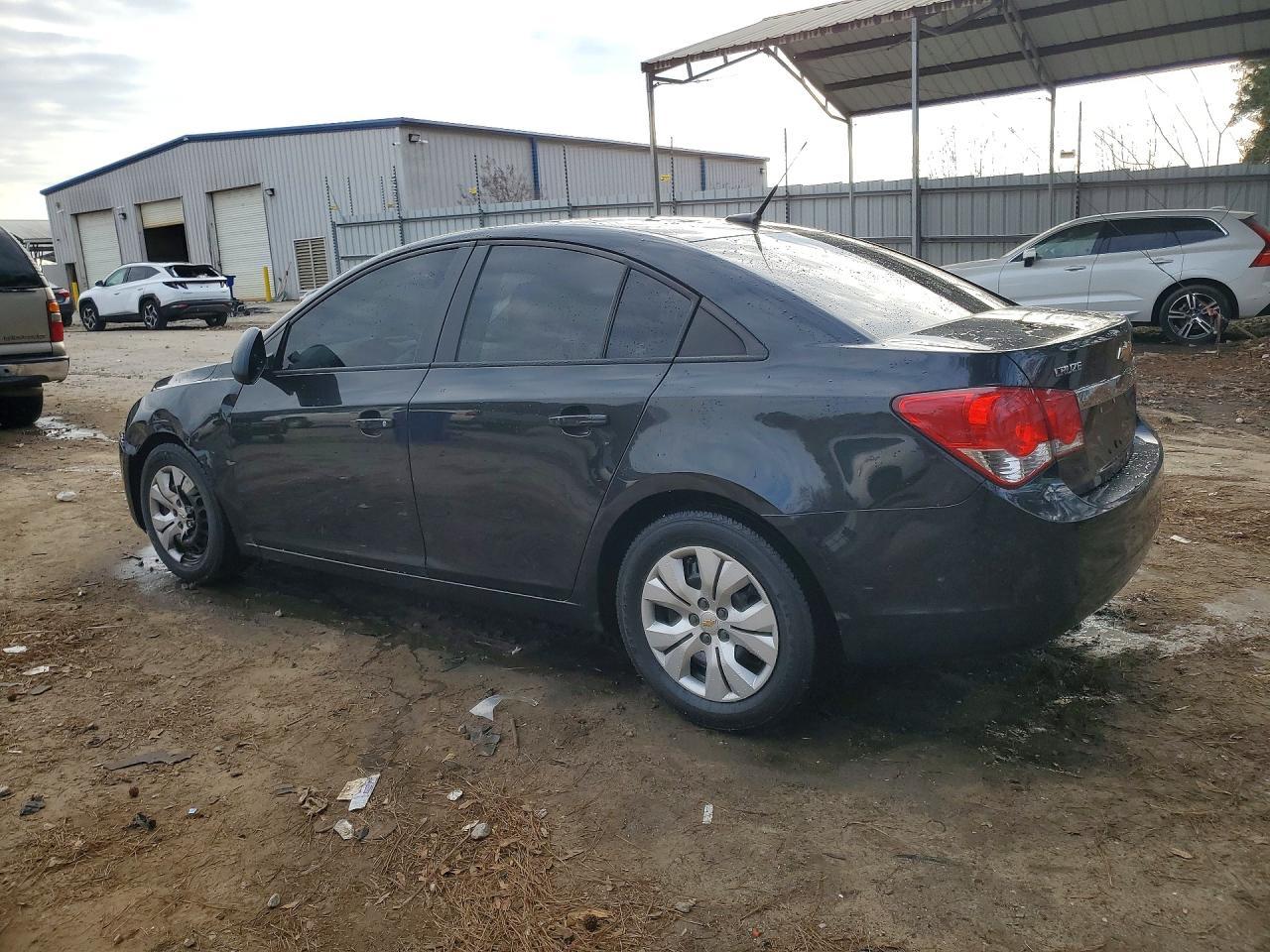 2014 Chevrolet Cruze Ls - Фото 2