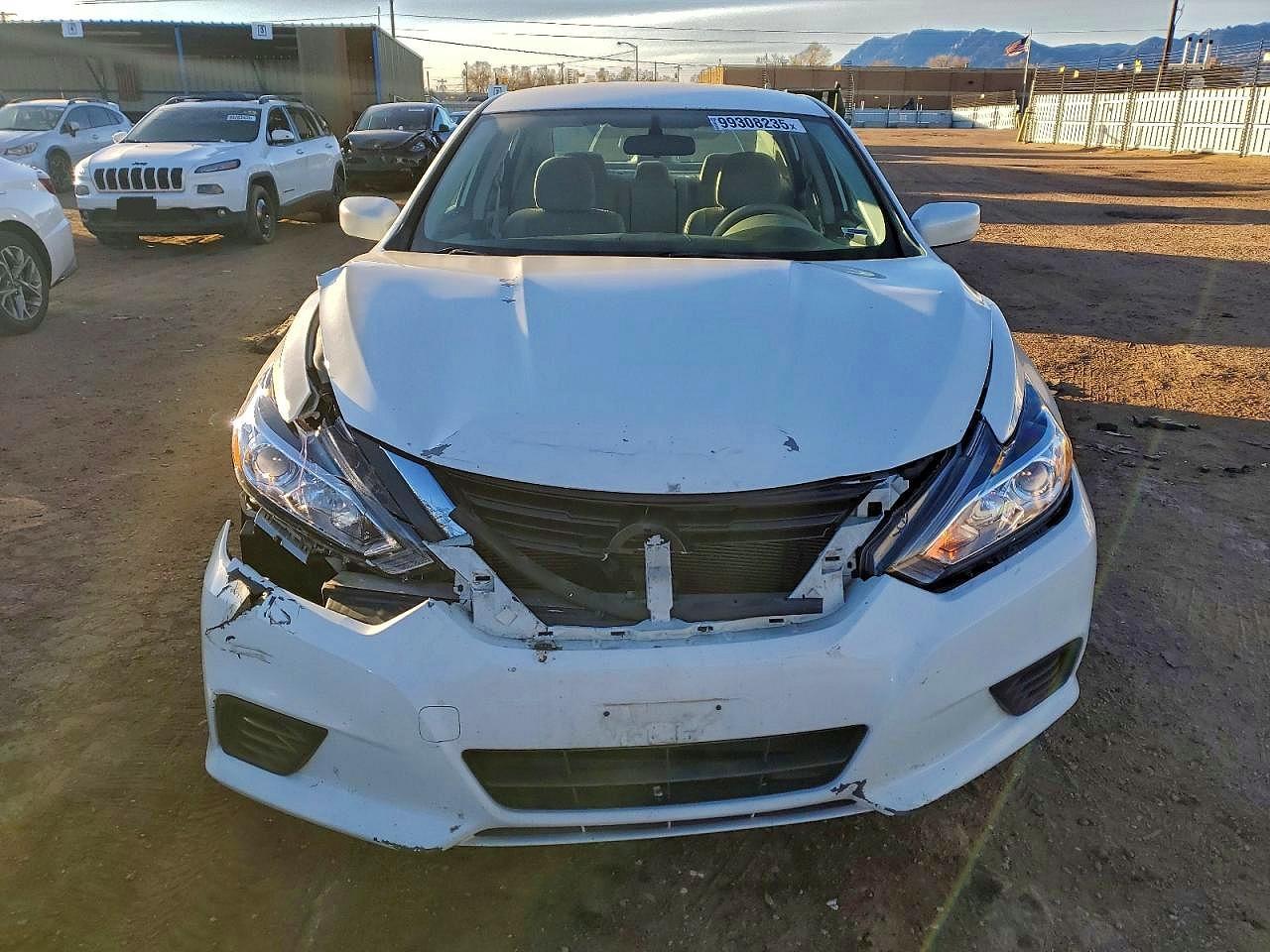 2016 Nissan Altima 2.5 - Image 5