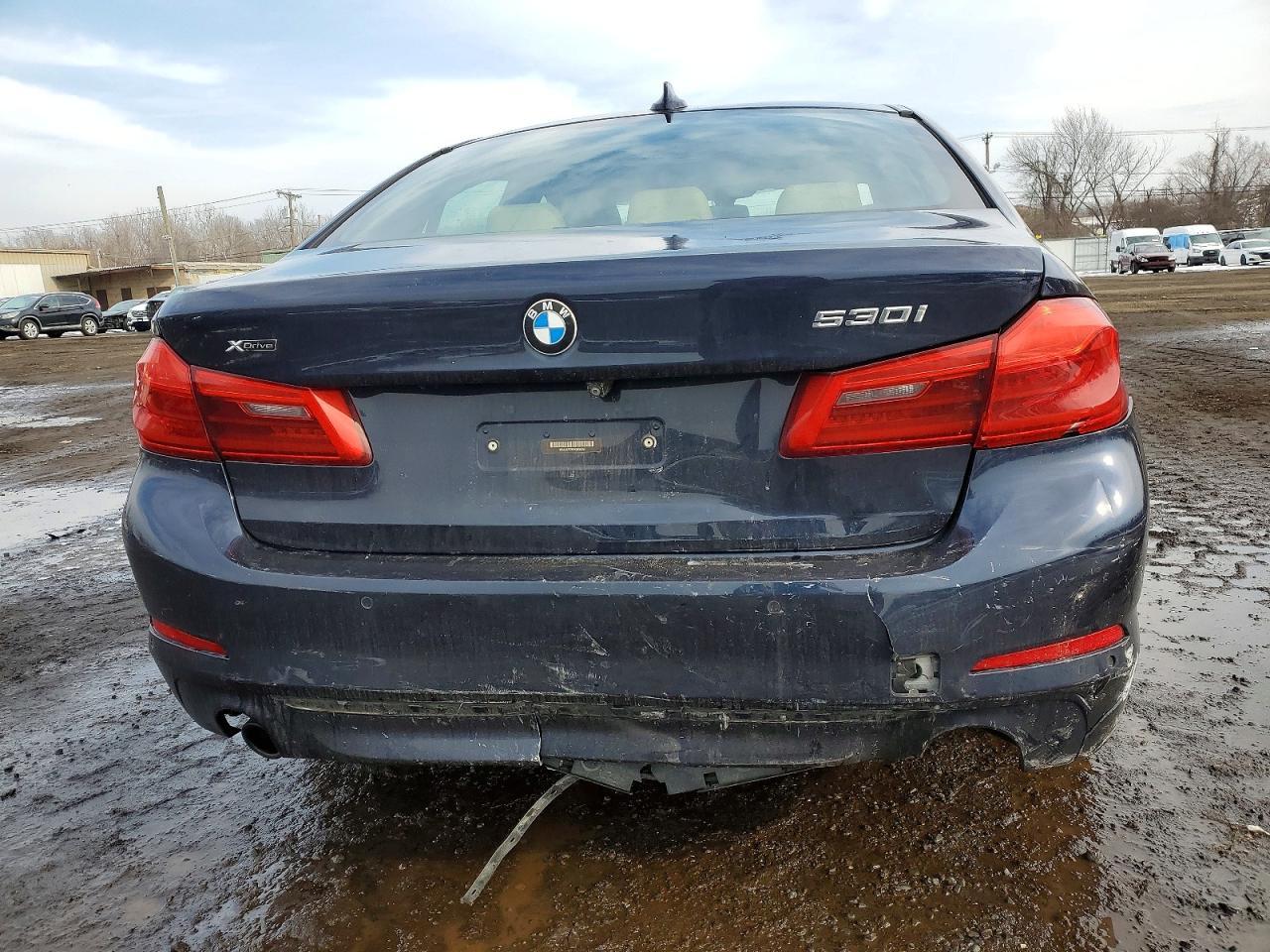 2017 BMW 530 Xi - Фото 6