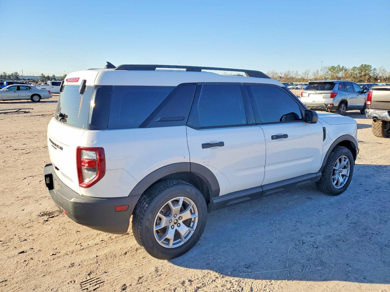 2021 Ford Bronco Sport - Фото 3