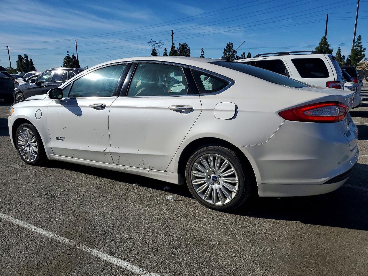 2015 Ford Fusion - Image 2