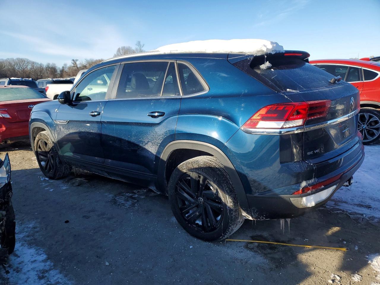 2022 Volkswagen Atlas Cross Sport 3.6L V6 Se W/Tec - Image 2