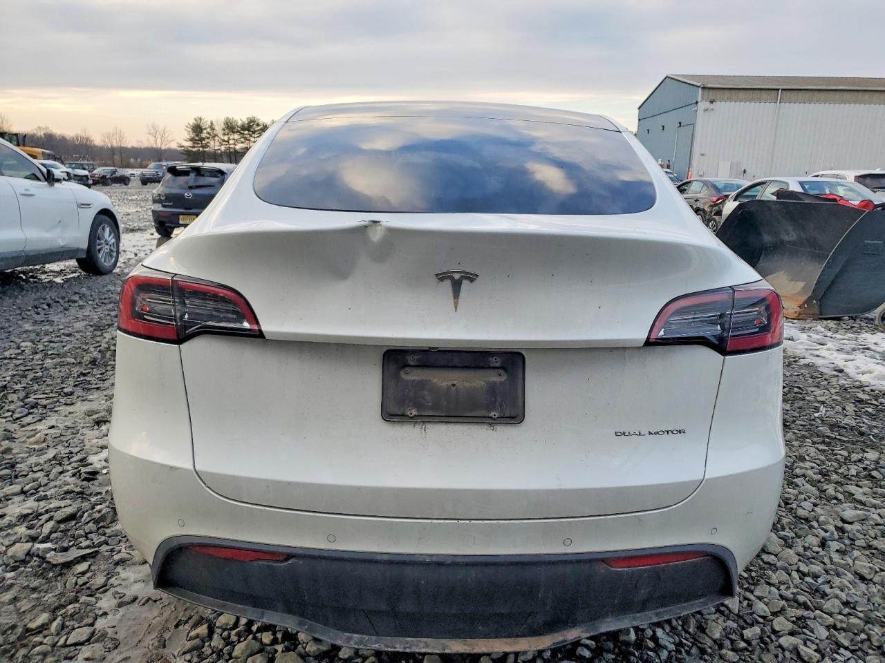 2022 Tesla Model Y - Image 6