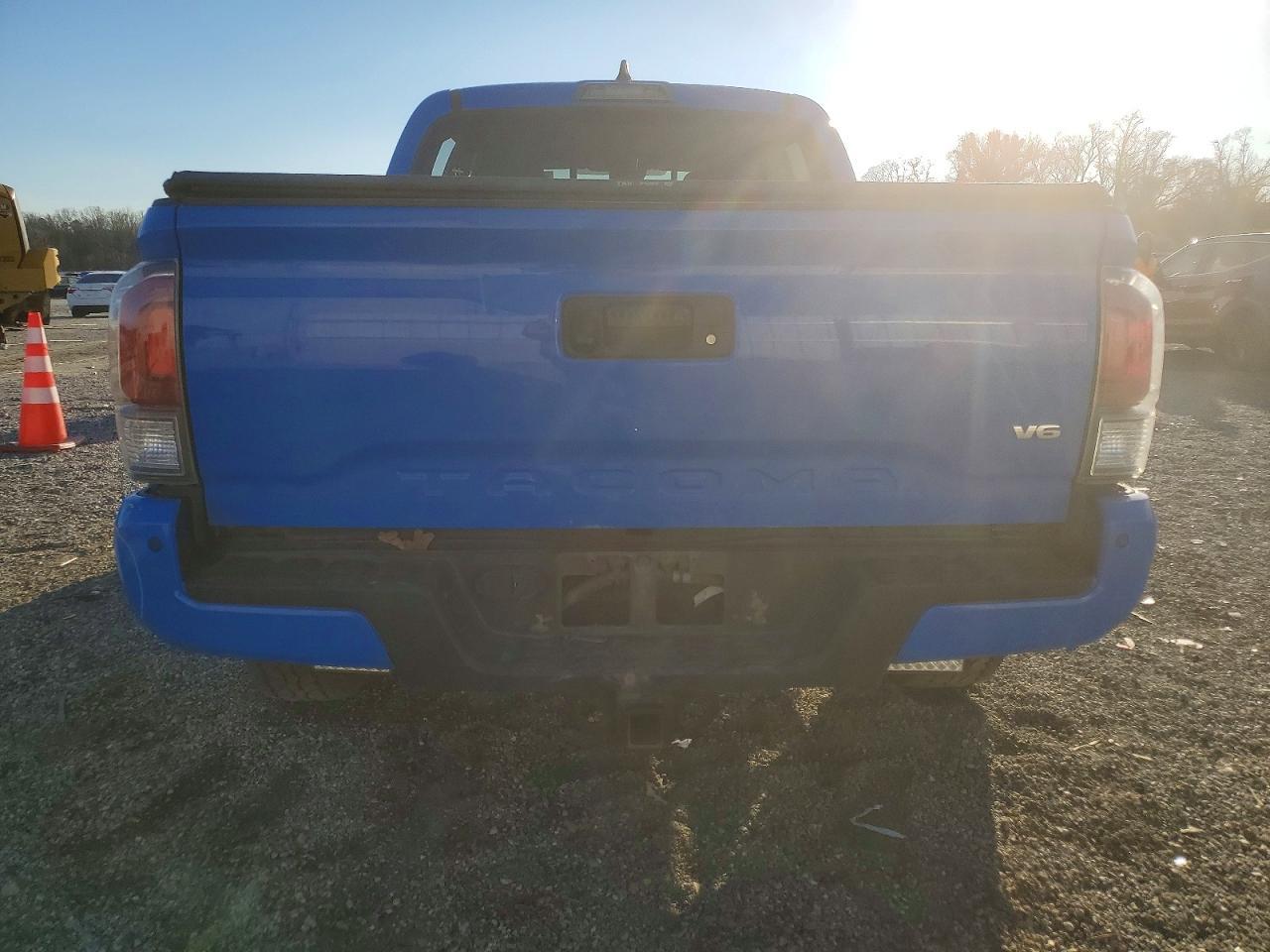 2021 Toyota Tacoma - Фото 6