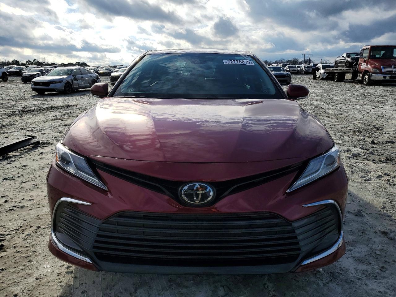 2022 Toyota Camry Xle - Image 5