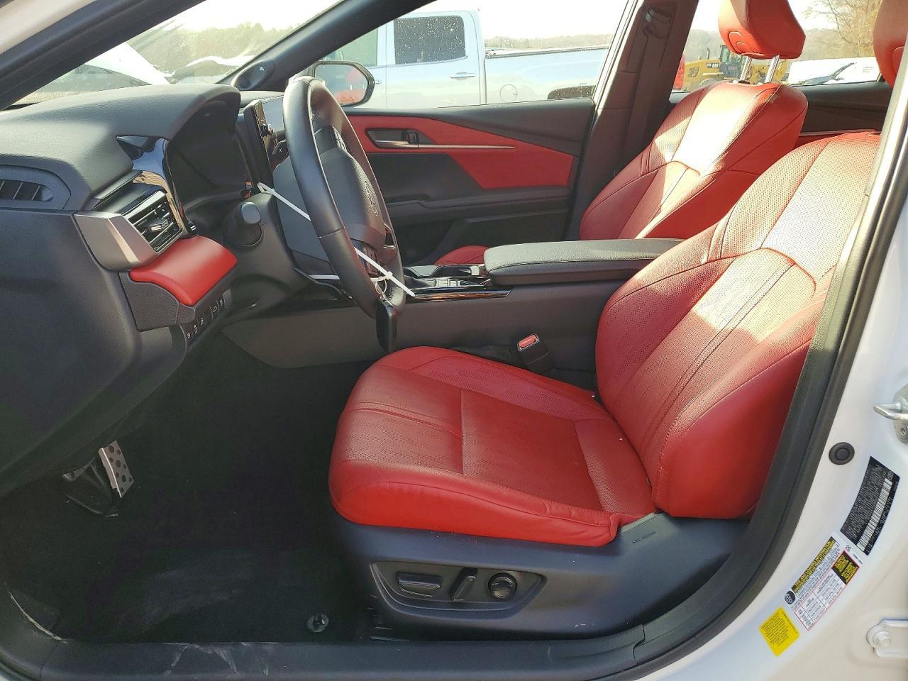 2025 Toyota Camry Xse - Image 7