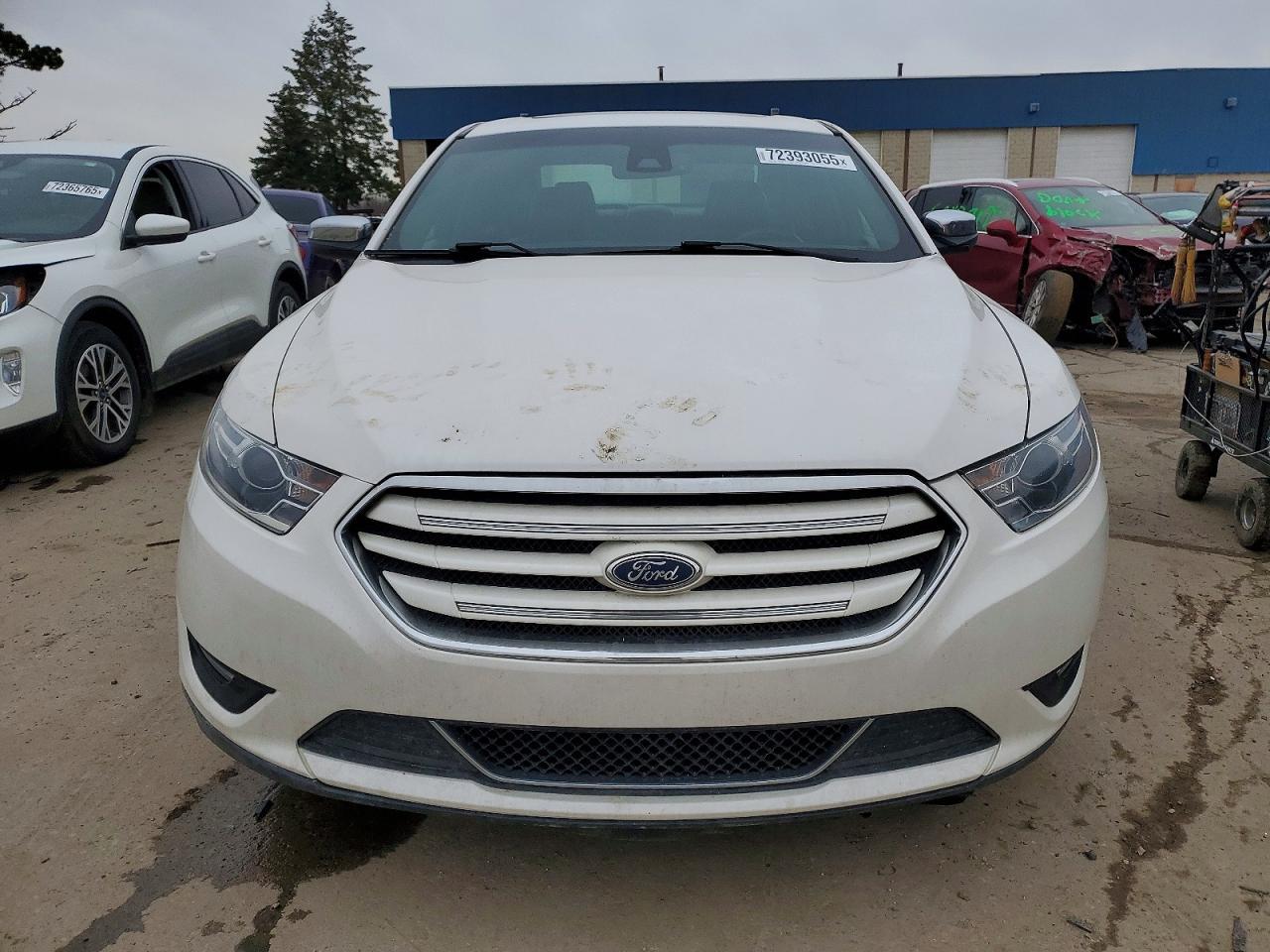 2017 Ford Taurus Limited - Image 5