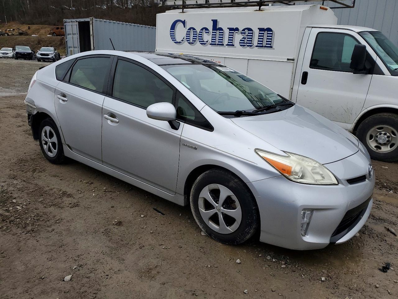 2014 Toyota Prius Four - Фото 4