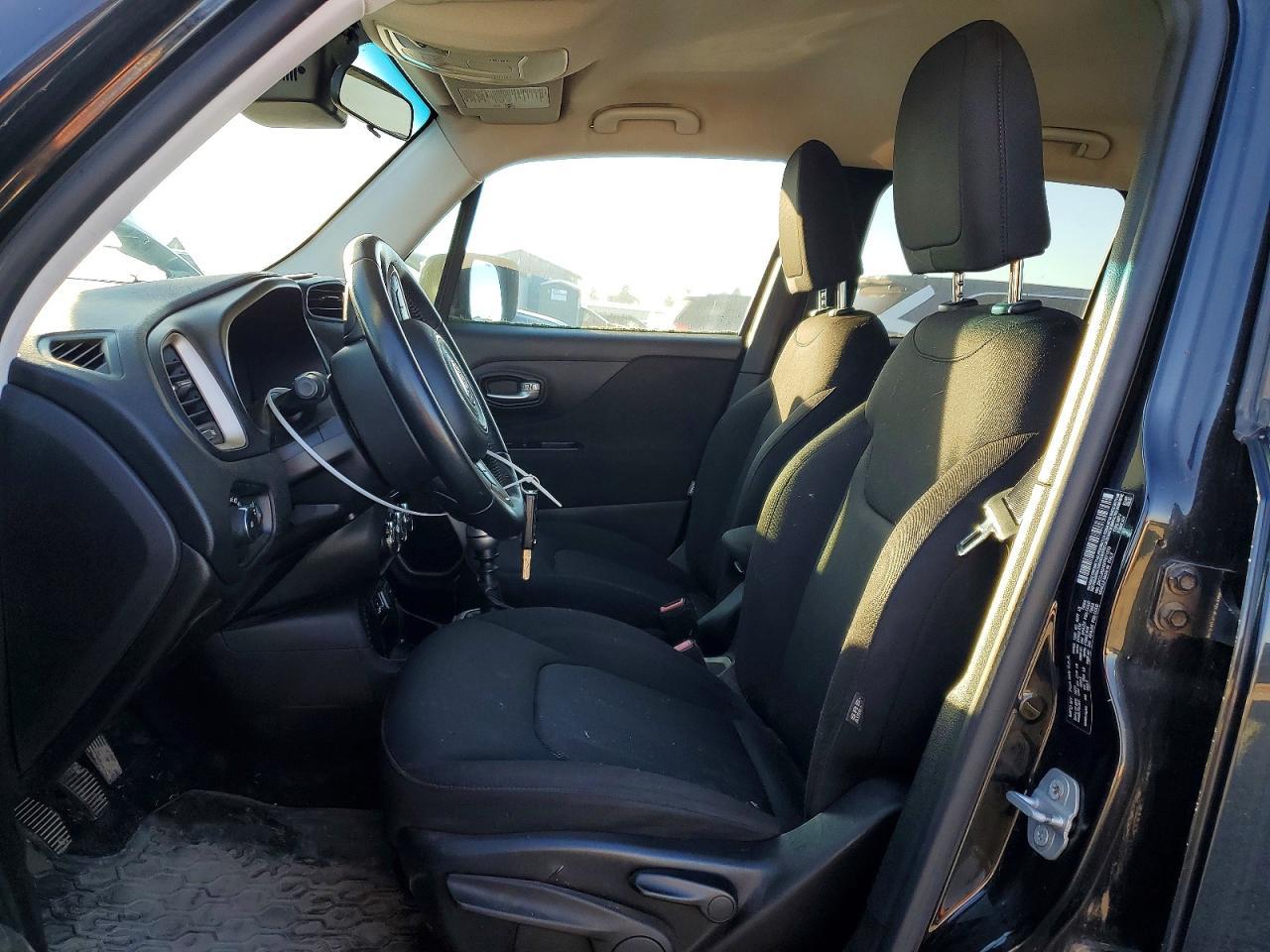 2015 Jeep Renegade Latitude - Image 7