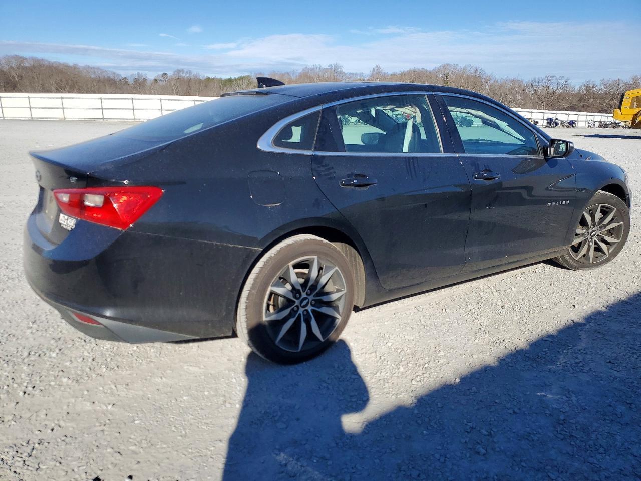 2018 Chevrolet Malibu - Фото 3
