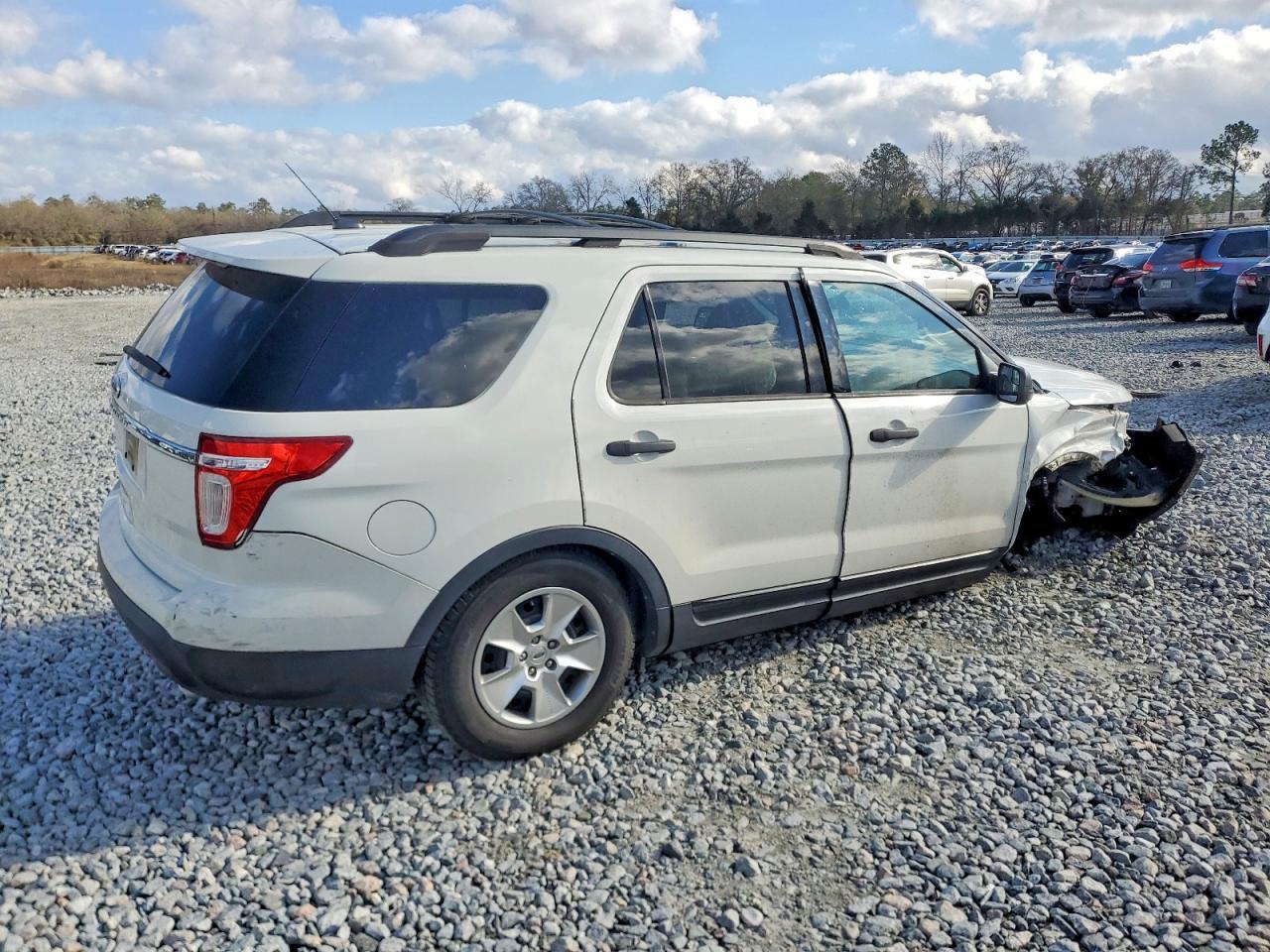 2012 Ford Explorer - Фото 3