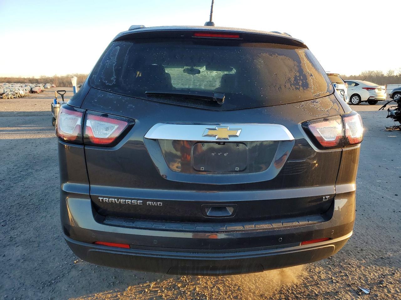 2017 Chevrolet Traverse Lt - Image 6