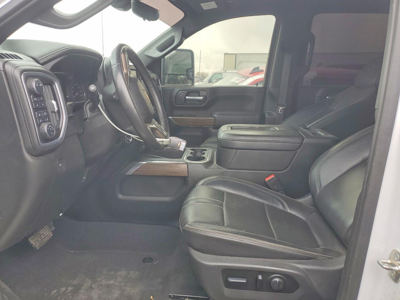 2021 Chevrolet Silverado K2500 High Country - Фото 7
