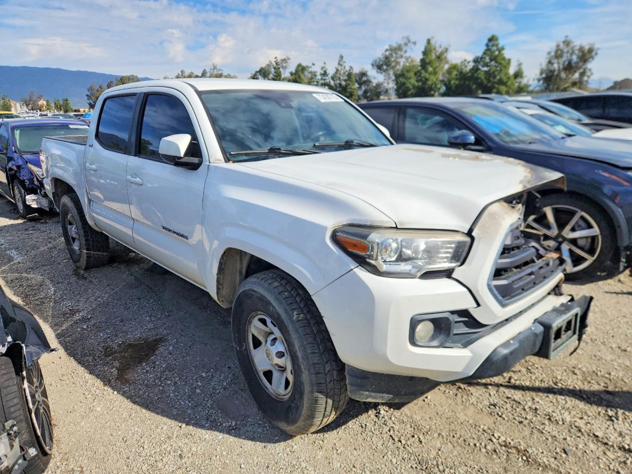 2018 Toyota Tacoma Double Cab - Фото 4