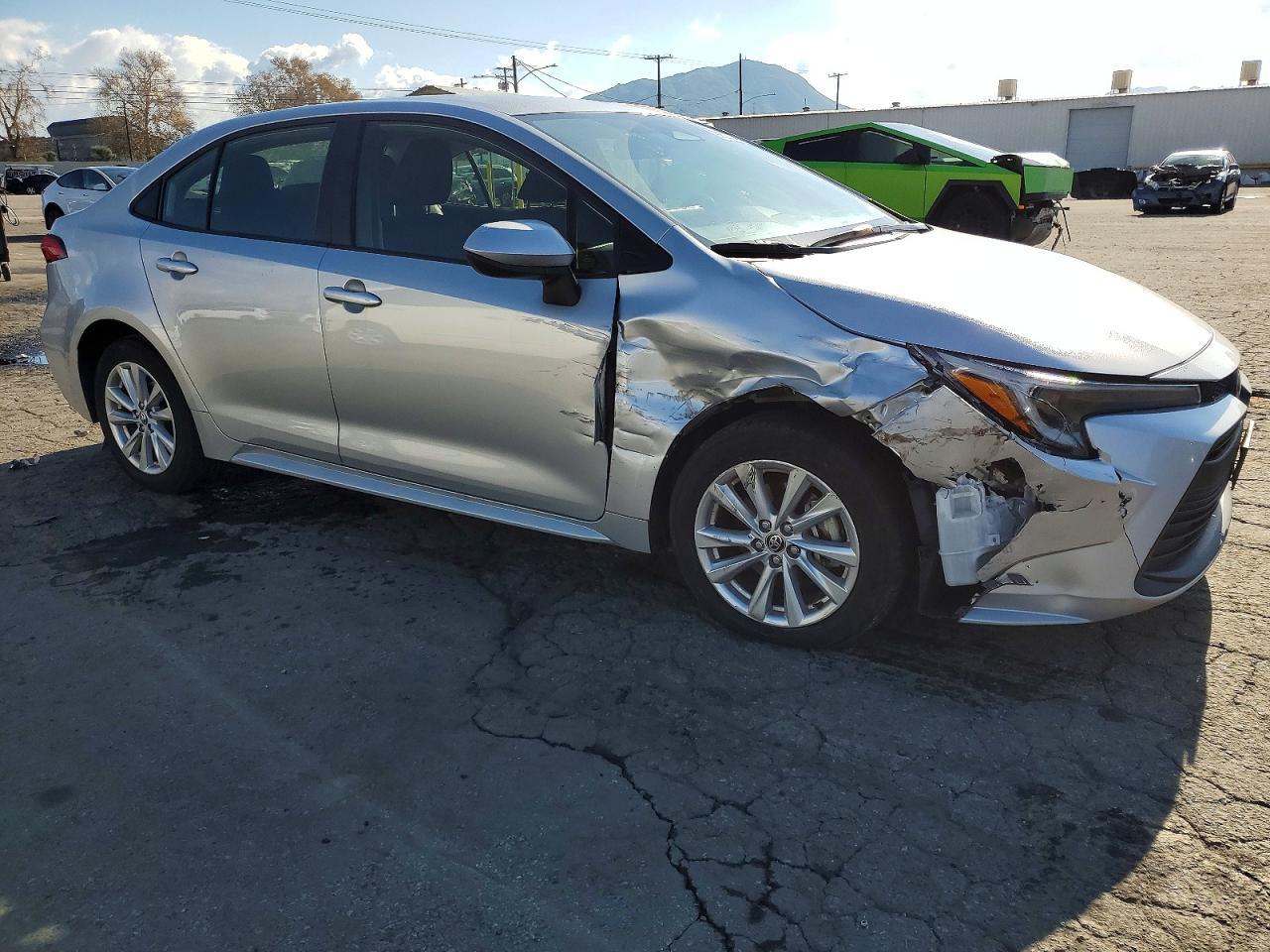 2024 Toyota Corolla Le - Фото 4