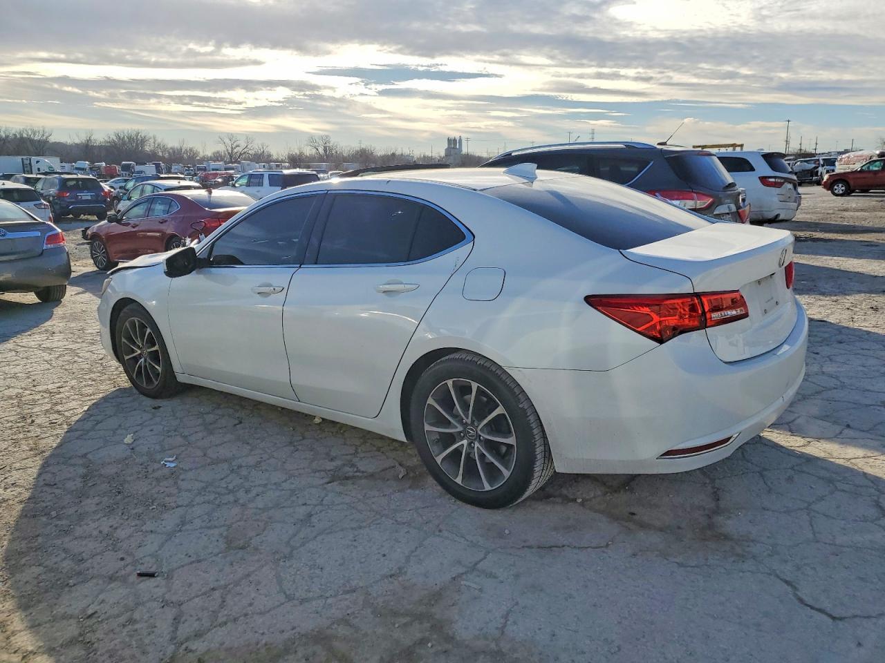 2018 Acura Tlx - Фото 2