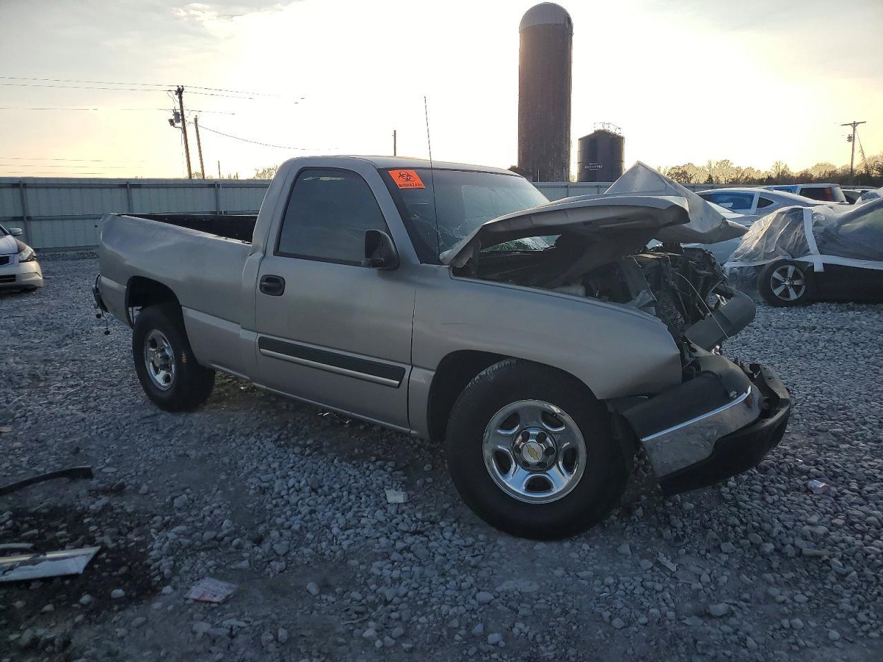 2004 Chevrolet Silverado C1500 - Фото 4