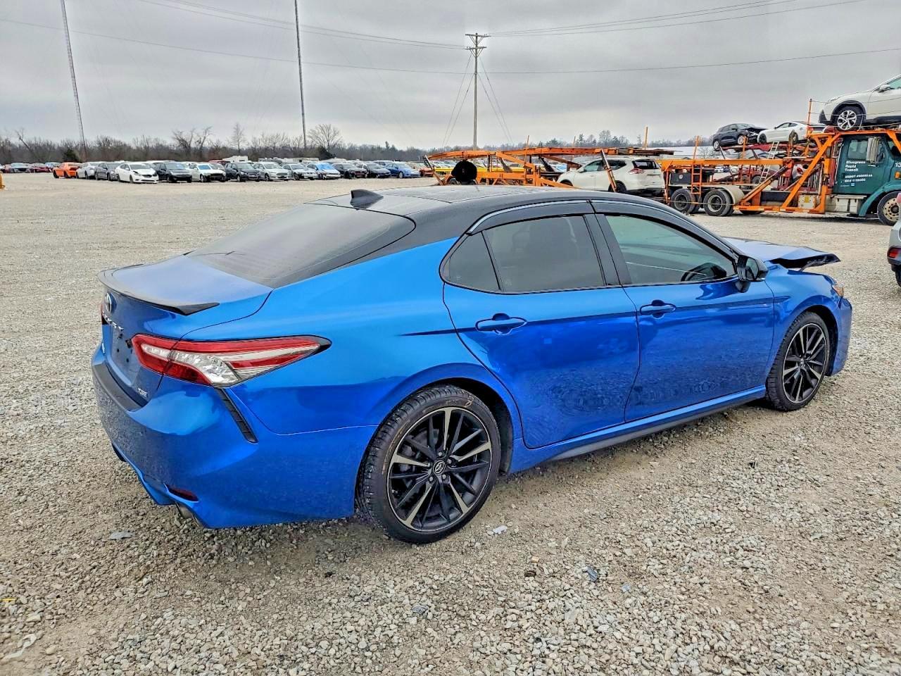 2018 Toyota Camry Xse - Фото 3