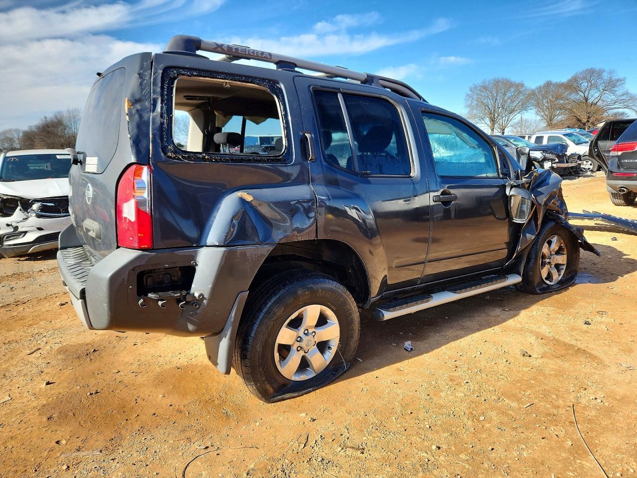 2010 Niss Xterra Off Road - Фото 3
