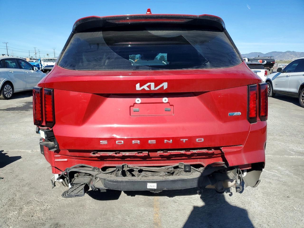 2022 Kia Sorento S - Фото 6