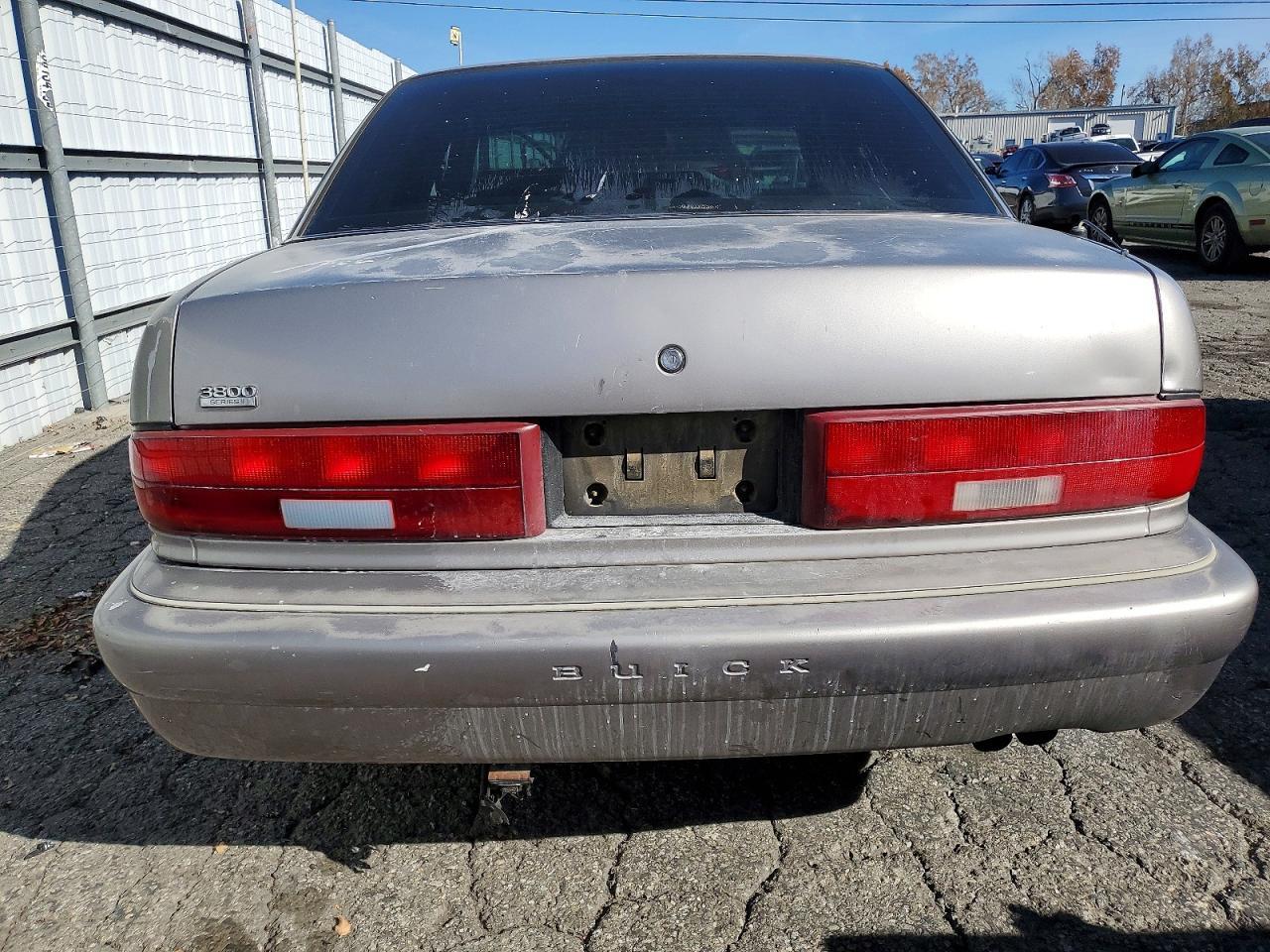 1996 Buick Regal Custom - Фото 6