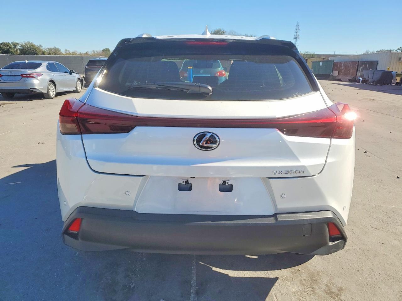 2025 Lexus Ux 300H Base - Image 6