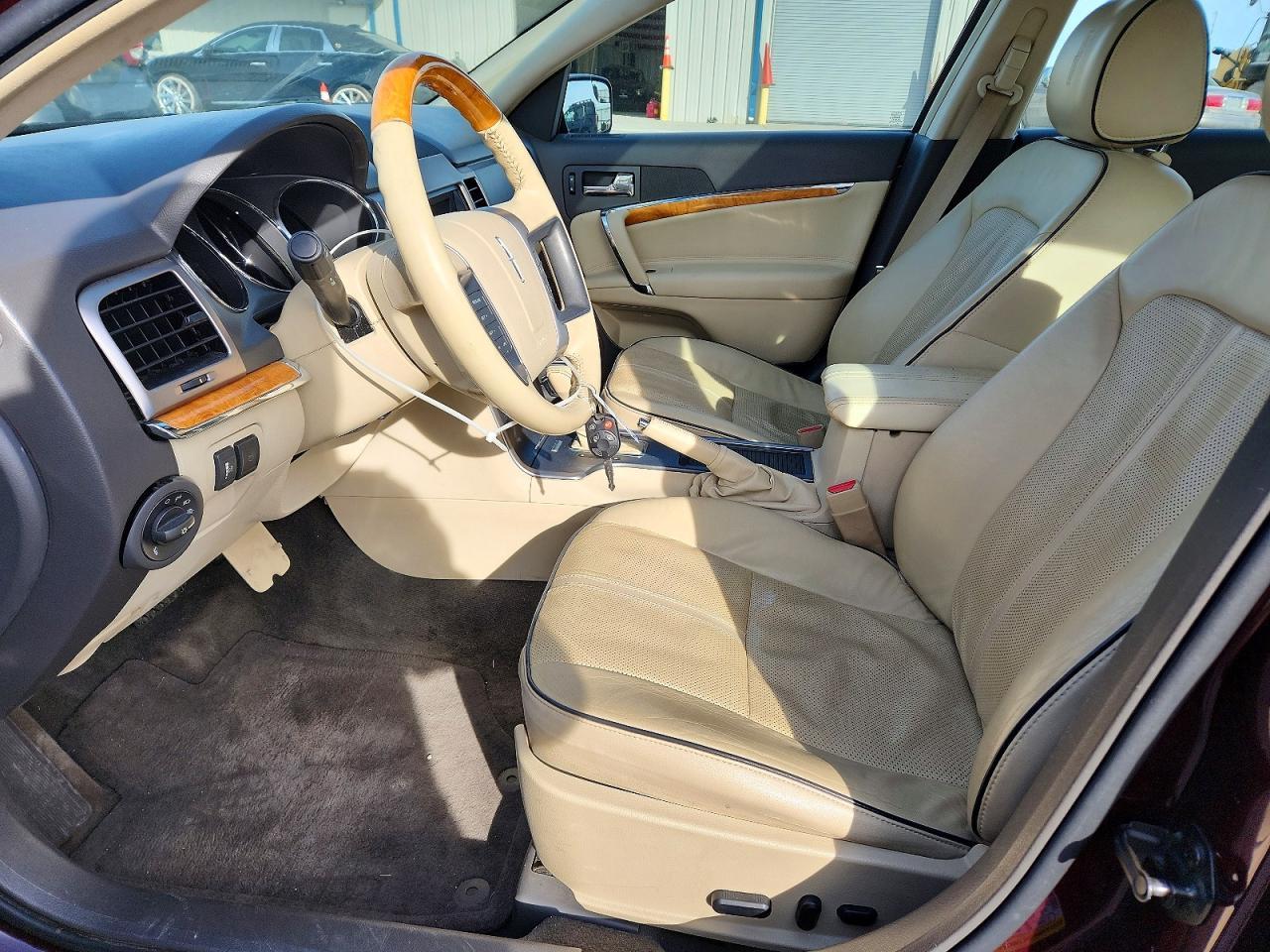 2011 Lincoln Mkz - Фото 7