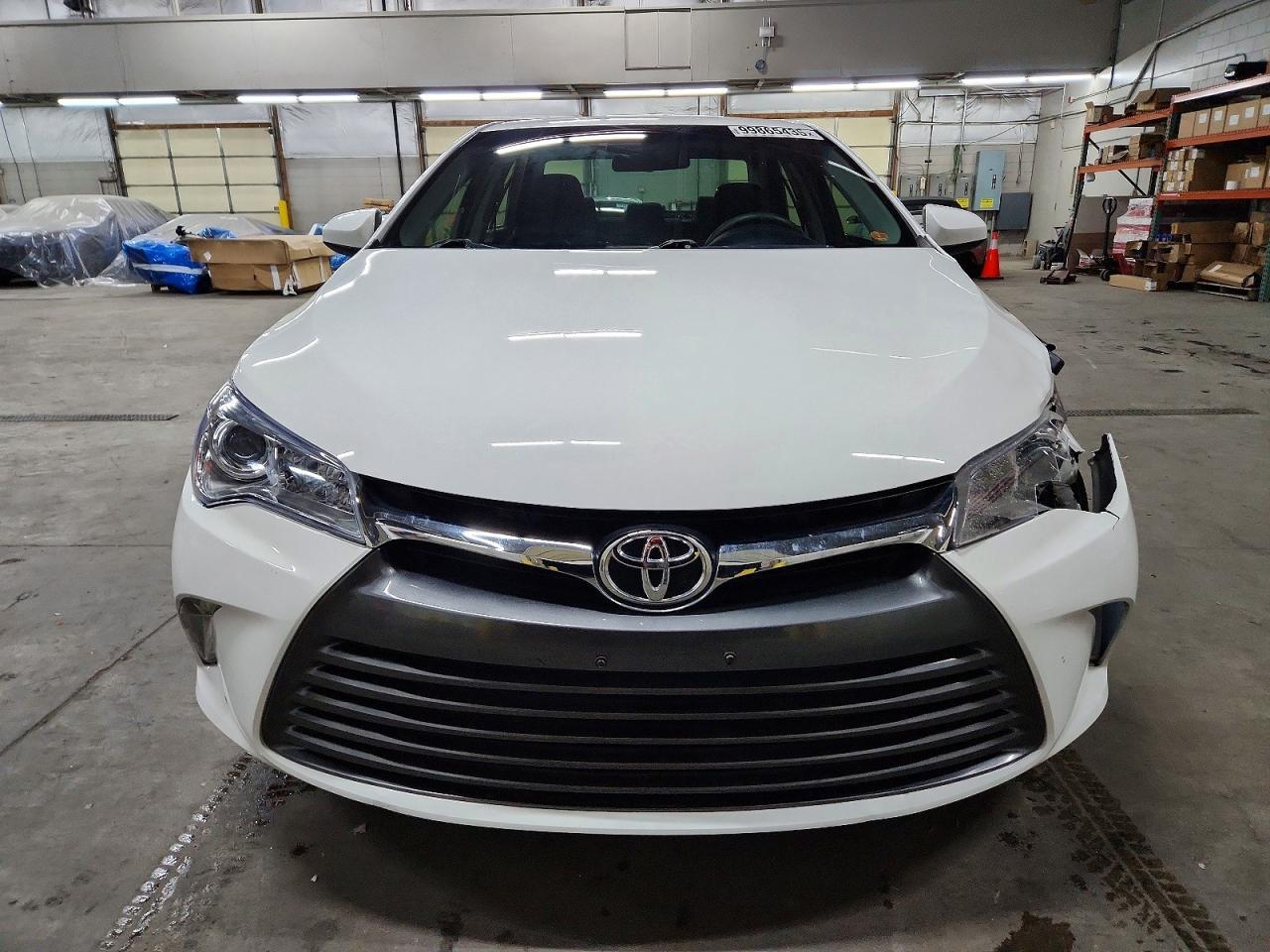 2015 Toyota Camry Le - Фото 5